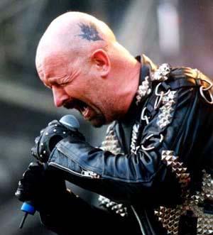 Halford singing - Rob Halford screaming his heart out! Halford singing - Rob Halford screaming his heart out!