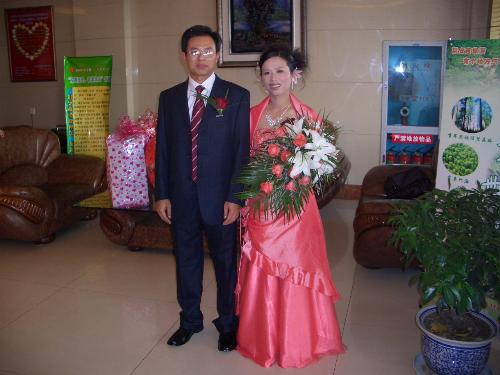 my friend's wedding ceremony - welcoming guests at the gate of the hotel