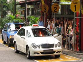 Taxi Stand during peak hours. - This is a typical scene during peak periods like nearing the closing hours of shopping centers and after work rush hour. With the queues being constantly there for a good 3-4 hours each evening, there is no reason why cabbies are grumbling about shortage of customers.