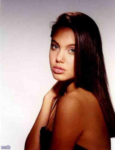 Angelina Jolie - Angelina Jolie photos