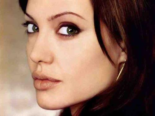 Angelina Jolie - Angelina Jolie photos
