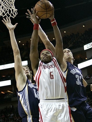 bonzi wells - wells coming up from bench with 24 points and 7 rebounds
