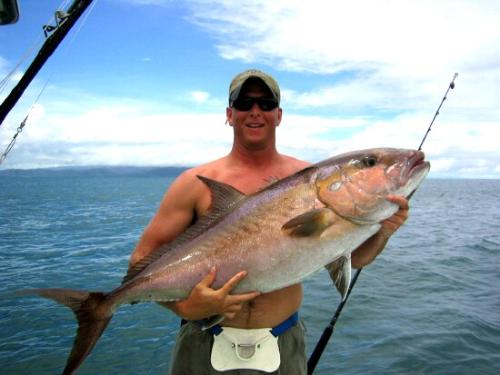 Fishing - Fisherman caught big fish