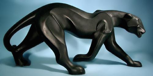 panther statue - He such a pretty wild cat.