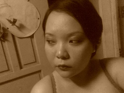 drama - got home from work, had a warm shower and thought of taking a mellow dramatic pic...