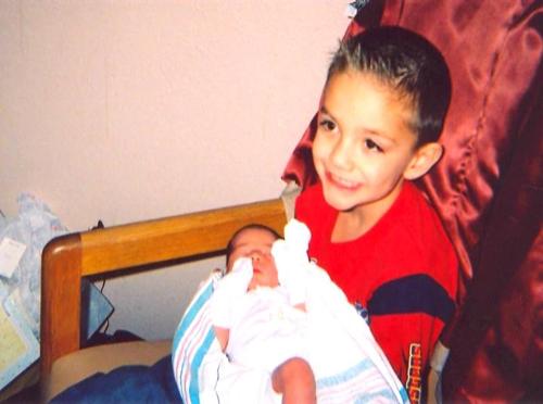 Gaje Florence and Gracie Florence - At the hospital when Gracie was born