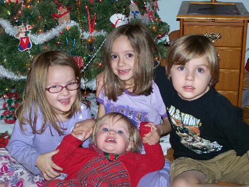 Christmastime - Brenna-5, Nora-20 months, Meagan-7 and Owen-6