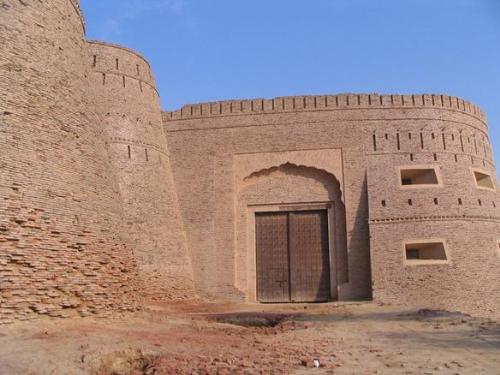Killa Darawar - killa darawar!!!... The proud of Bahawalpur!!!