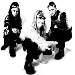 Goteki - An image of the bandmembers of the band Goteki. Nowadays they have a different music style and a different name. Doctor A left te band.
