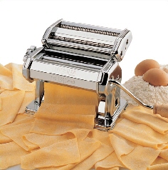 Noodle Maker - Making home made noodles