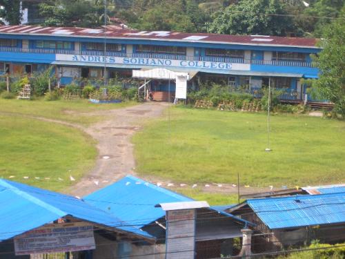 Andress Soriano College - One of the school in Bislig that offers primary, secondary as well as Tertiary Courses. It is a private school located in Mangagoy