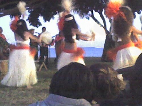 Hula - Hula dancers in Hawaii