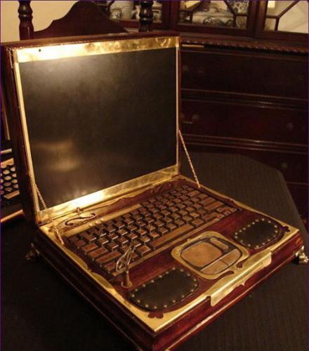 Amazing Laptop Made of Brass & Wood - Photos of Laptop Made of Brass & Wood