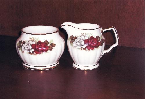 Antique Knick Knacks - old set of cream& sugar set