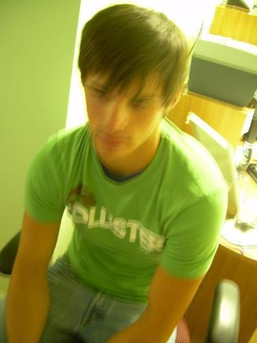 longer hair - i dont know what was goin on