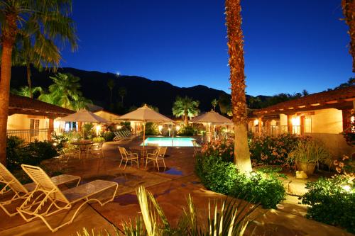 Pearl spring  - place to see in palm spring