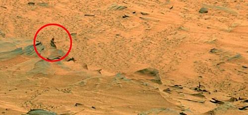 A weird thing on mars surface - Here you can see the first photo A weird thing on mars surface - Here you can see the first photo