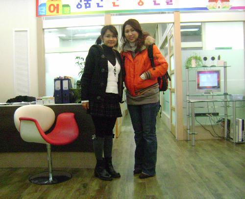Tres branch in Suwon - Taken with my only Filipina friend in this side of earth