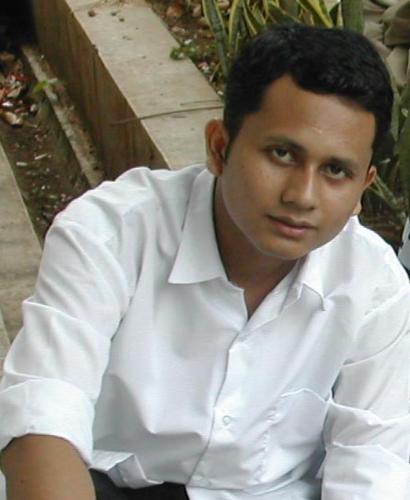 Reza Photo - That is me at my Campus