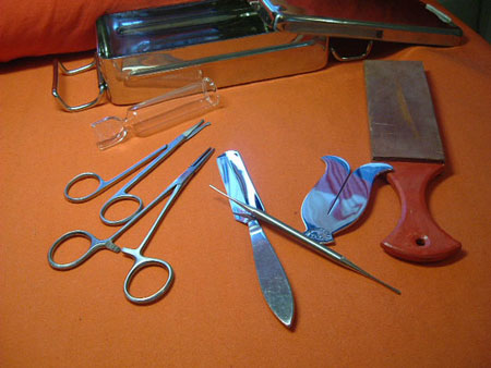 Circumcision tools - Here you see some tools of circumcision :)