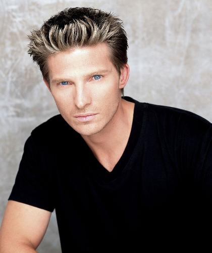 Picture od Steve Burton - Picture of General Hospital's Steve Burton from Funny Farm wedsite advertising pending appearance on February 23, 2008. This is a very old promo pic of Steve. It has been around the net and then some many times, lol!