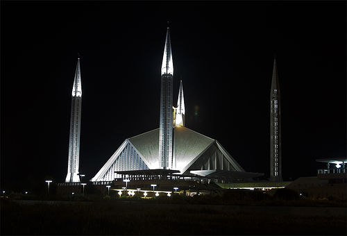 Beauty - King Faisal Masjid in Islamabad, Pakistan,by Turkish architect Vedat Dalokay, was financed by approximately 1976 SAR130 million (2006 US$120 million) from the Kingdom of Saudi Arabia The Shah Faisal Masjid in Islamabad, Pakistan, is the largest Masjid in South Asia. It is a well-known masjid in the Islamic world and is renowned for both its immense size and its architecture.