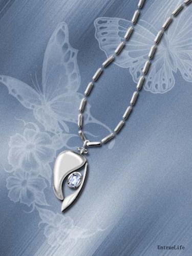 Necklace - By photoshop.