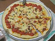 pizza - i like to eat pizza with olives,mashrom and paprika