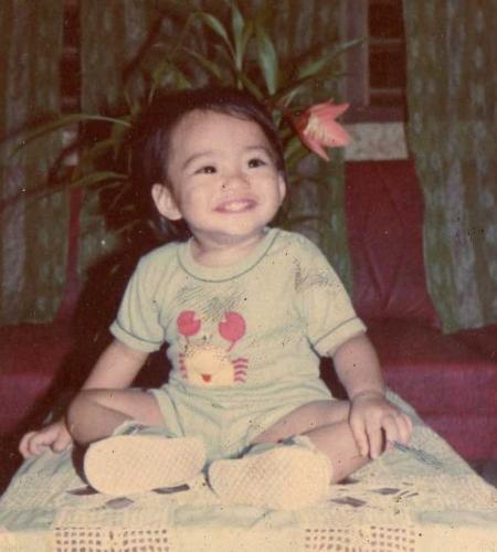 baby - sitting in a table