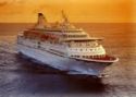 cruise ship - a cruise liner