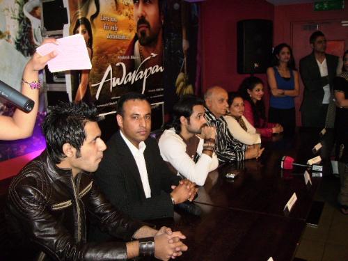 Beauty - The media conference of Mahesh Bhatt's forthcoming AWARAPAN saw a packed turnout in a tiny but plush Central London restaurant on Tuesday 5th June.  Continue reading 'AWARAPAN press conference in London witnesses a huge turnout' »