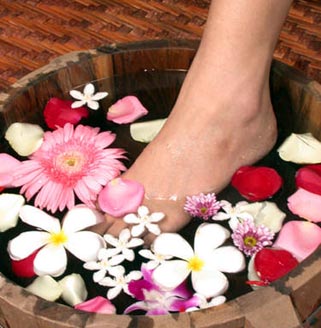 aroma therapy - foot and flower bowl