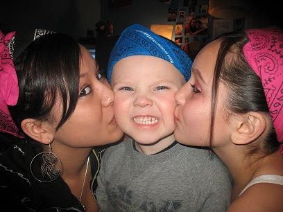 Kissen - My girls given my boy some love. He is loving it of course.