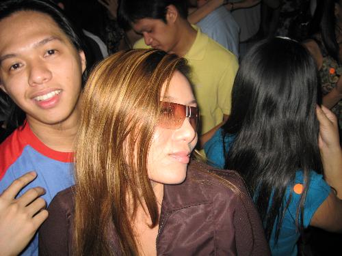 Pahn w/ Sofie at club - All sofie want is to just talk. I'm a dancer not a talker
