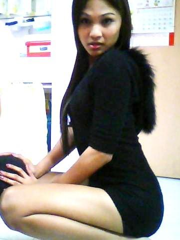 I'm bottomless hehe - This was taken 3 weeks ago