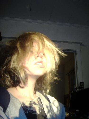 rough is how i do it - me messed up hair looking good lol