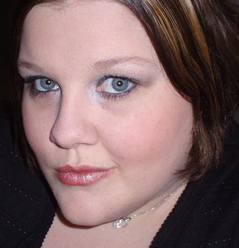 Im just me - Its a new pic of me with my new cut and color and my b/f loves it so I thought id share it