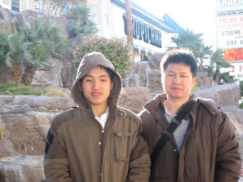 Me and My dad - This is me and my dad in the US of A haha... Pretty cold. I was really shivering. Forgot where was this taken though haha