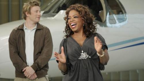 Oprah's Big Give - Picture of Oprah announcing her new show The Big Give