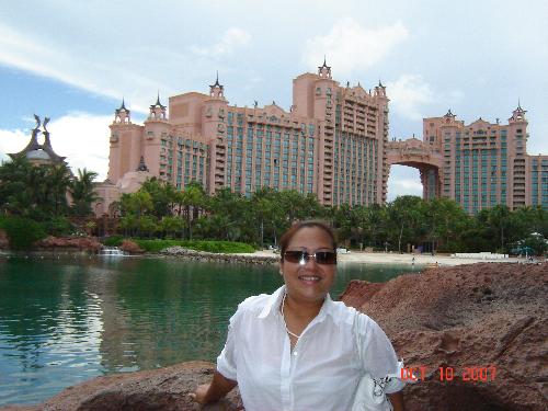 Vacation at Nassau, Bahamas - Spending a day at Nassau, Bahamas. I was so excited to see Bahamas, i can't wait to go back there soon.