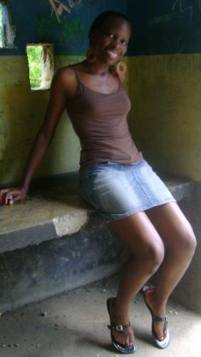 tonyann  - this is me going to an expo. am dark, with brown bright eyes. my hair colour is copper sunset.i am medium built