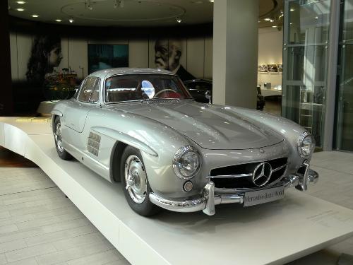 old car - Very interesting old car.Even though it not has an antique look it is very stylish