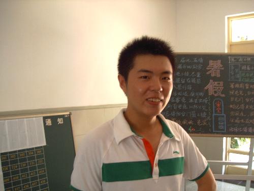 i am happy!! - it was the day before summer holiday...how happy i am ... i can go home..oh yeah....