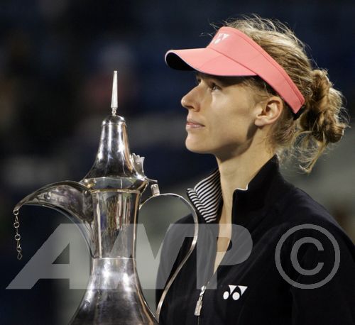 elena ,the championship of dubai - Elena dementieva,my idol,def kuznetsova in the final. Oh yeah,I think that elena proved herself this time. So I think elena own the ability to get the championship of Grand Slam! Come on, lena!!