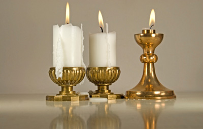 Brass Candlesticks - Brass candlesticks and other items can be cleaned by using simple household ingredients.