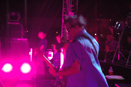 noodles in show - offspring perform at a show