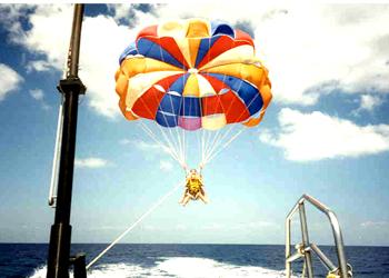 Para sailing - Great way to soar in the sky.
