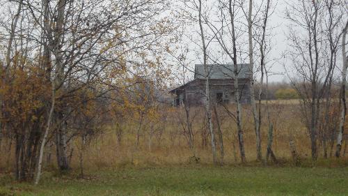 Errie little house on the prarie - This is the house behind our house, it creeps me out!