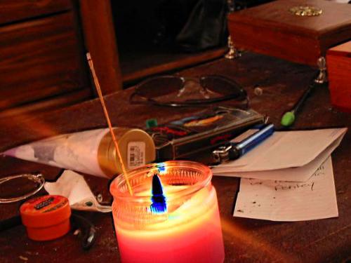 candel - this was taken in a house tht i lived in and this house was hounted. no speacil efects were done to this pic