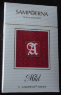 my favorite cigarette - This is a lasermild kretek.